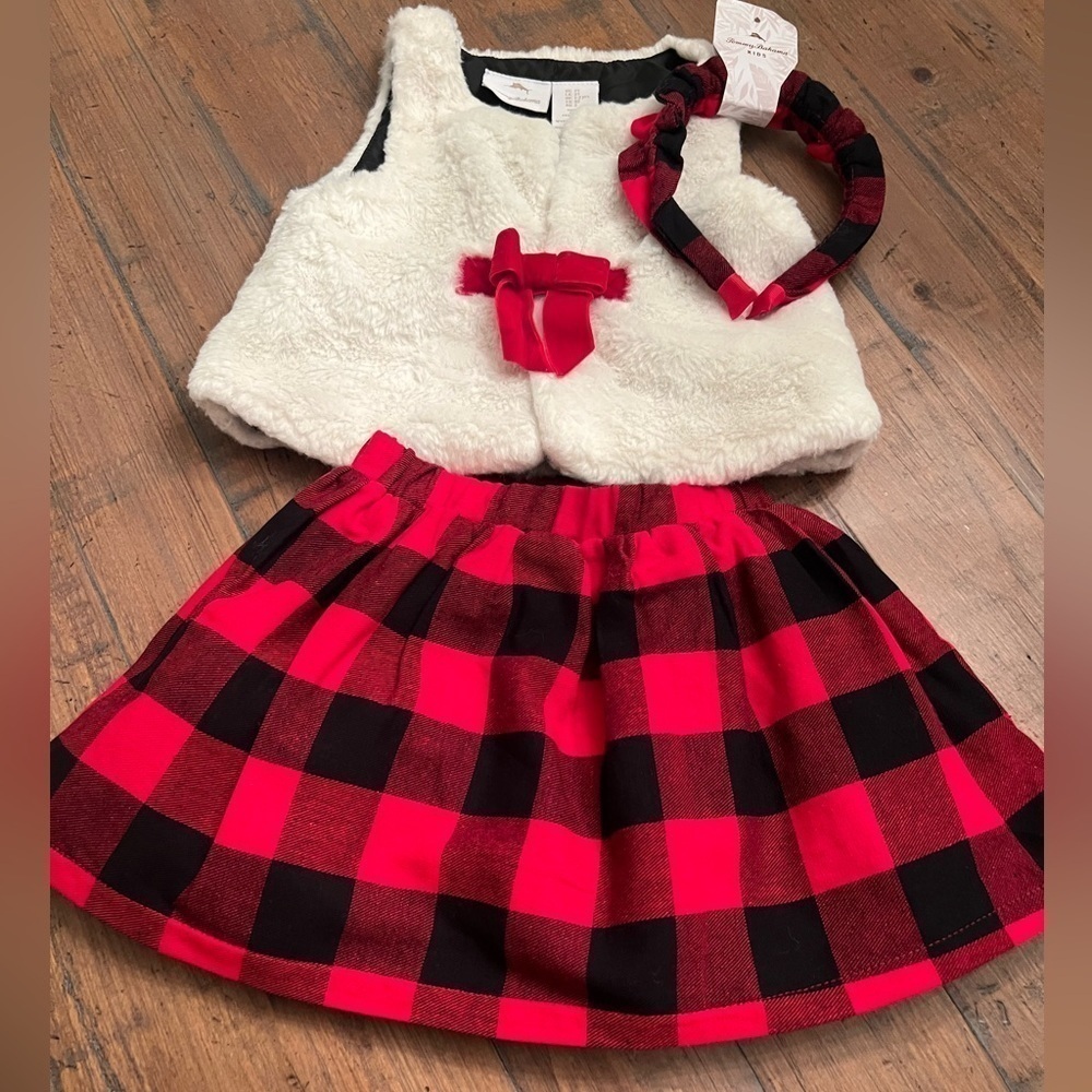 🌟SALE🌟Tommy Bahama red plaid skirt,faux fur vest and matching headband size 2T